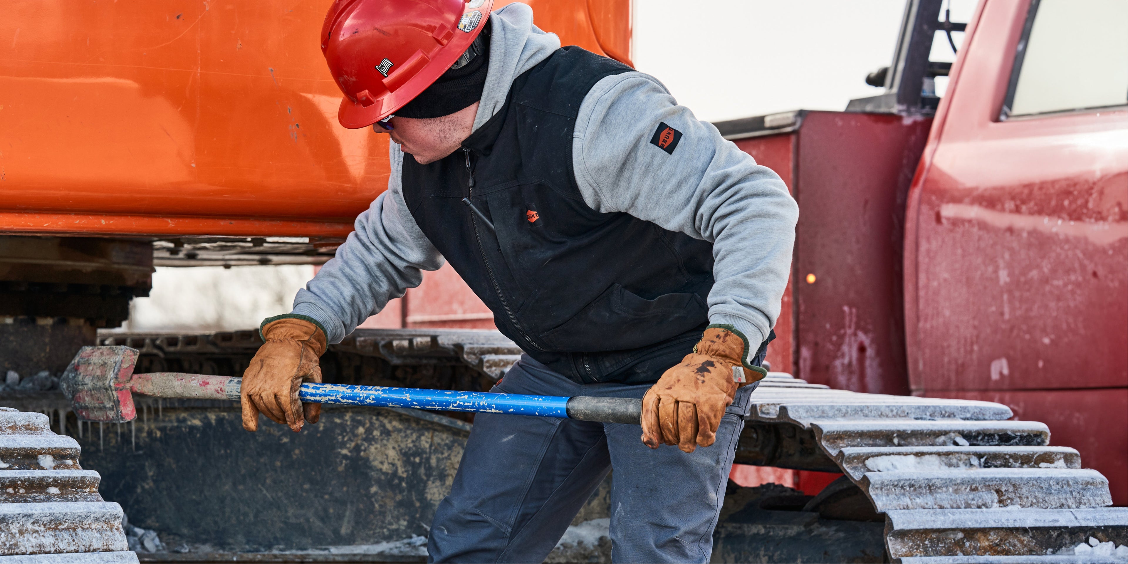 How to Layer Clothing for Outdoor Work in Winter