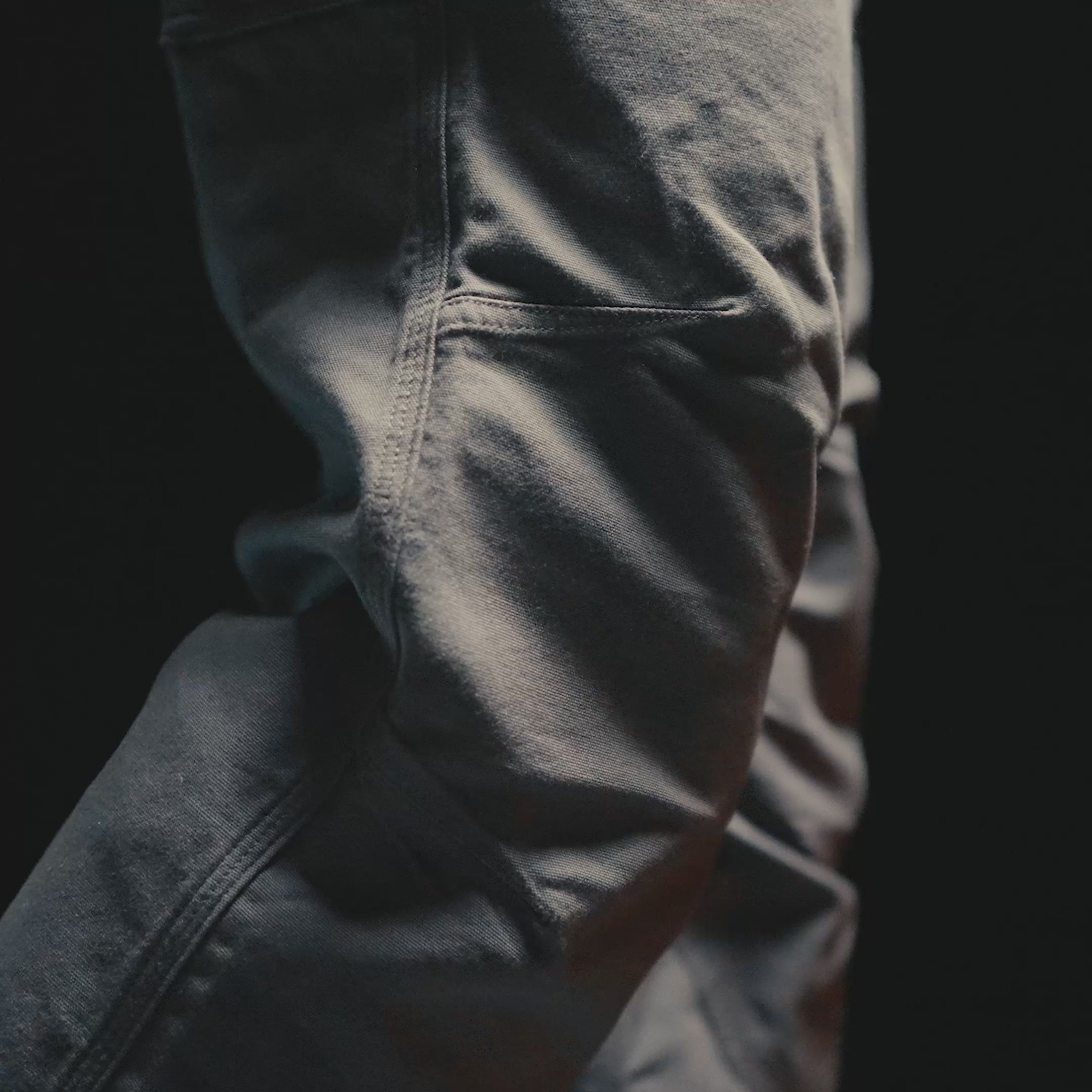 video clip of torra hd utility pant in all colors detailing fabric and showcasing water resistant features * 1